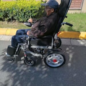 Electric wheelchair